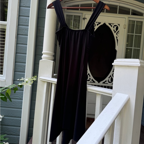 Black Le Chateau Dress - Picture 4 of 5